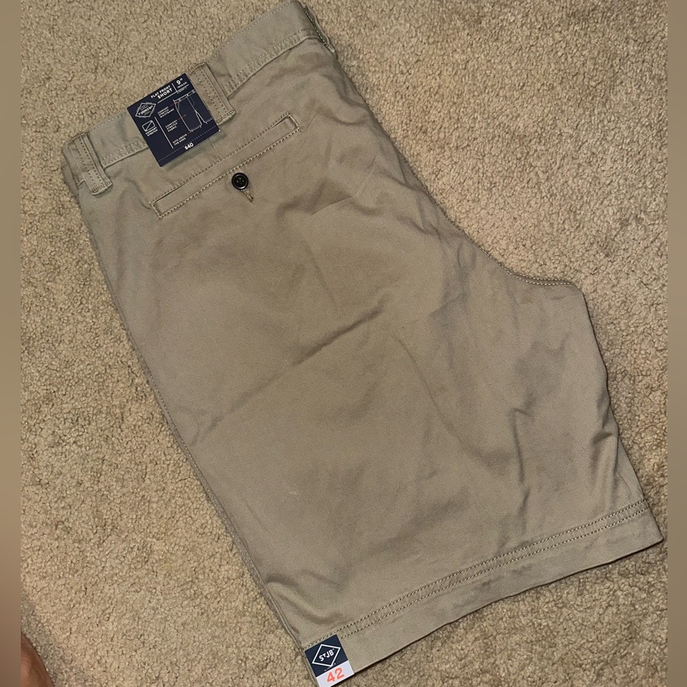 New Men’s Chino Khakis